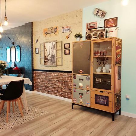 80S Loft Vintage 15' Malaga Airport Free Guest Parking Apartman Alhaurín de la Torre Kültér fotó
